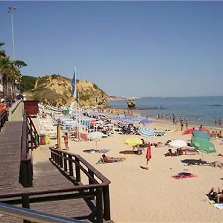 Olhos D'agua Beach Apartment, T1a شقة *